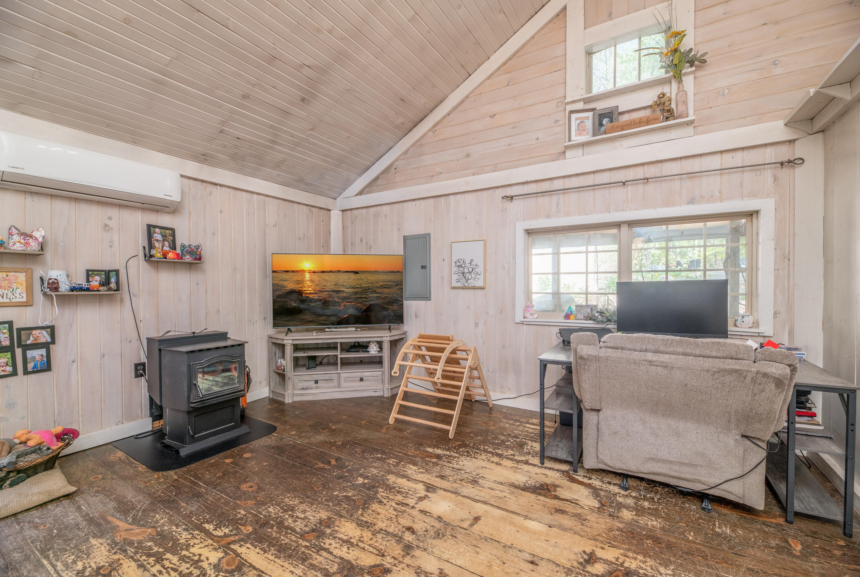 16 Trillium Estate Rome, ME 04963 - Photo 10 of 36 Interior13