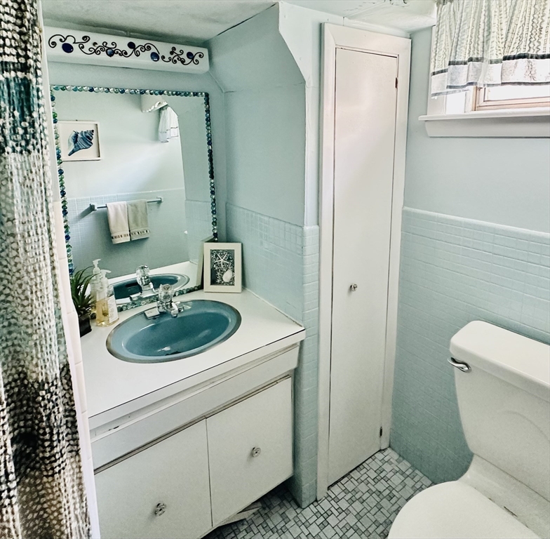 9 Houghton Road Belmont, MA 02478 - Photo 25 of 42 Gallery Image 25