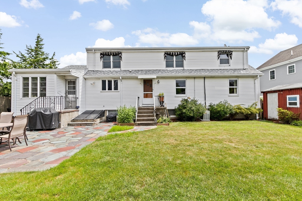9 Houghton Road Belmont, MA 02478 - Photo 3 of 42 Gallery Image 3