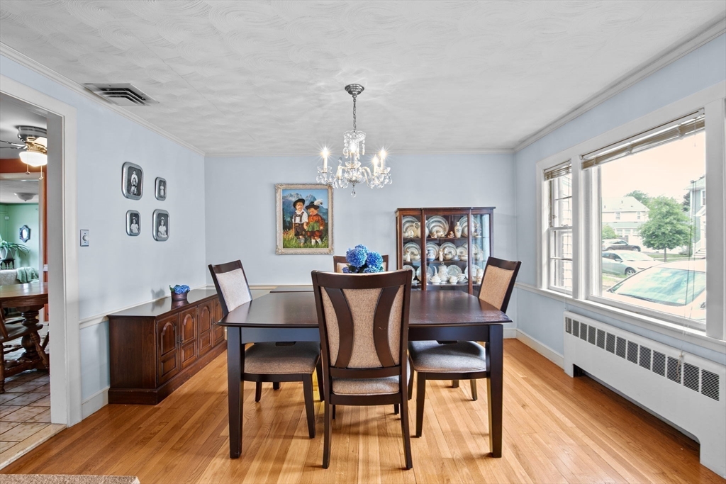 9 Houghton Road Belmont, MA 02478 - Photo 8 of 42 Gallery Image 8