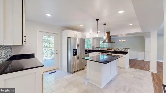 $4,100 | 6602 Greenview Lane, Springfield, VA 22152