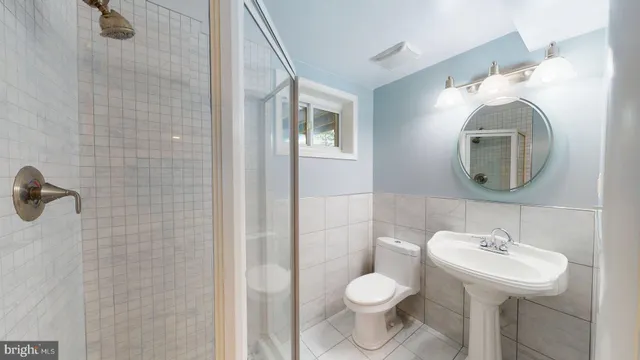 $4,100 | 6602 Greenview Lane, Springfield, VA 22152