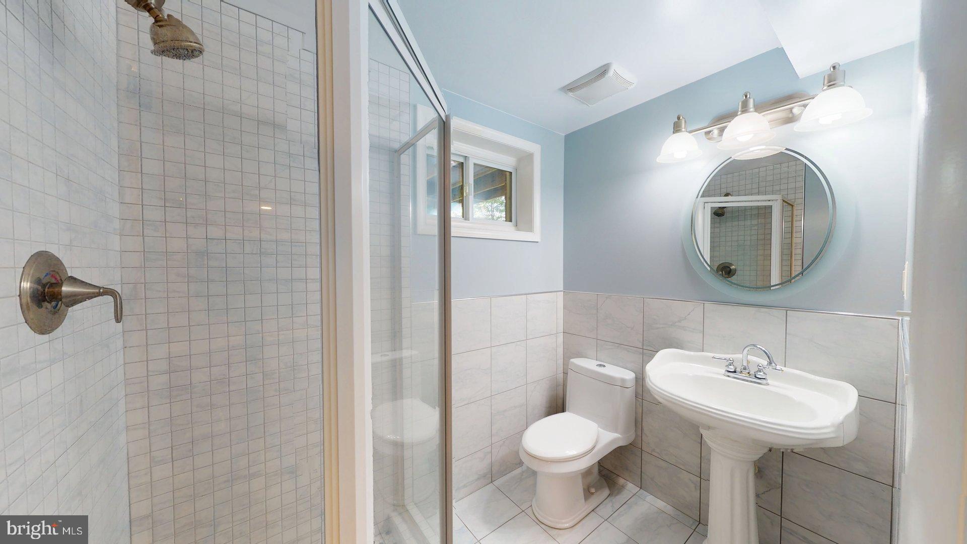 6602 Greenview Lane Springfield, VA 22152 - Photo 15 of 28