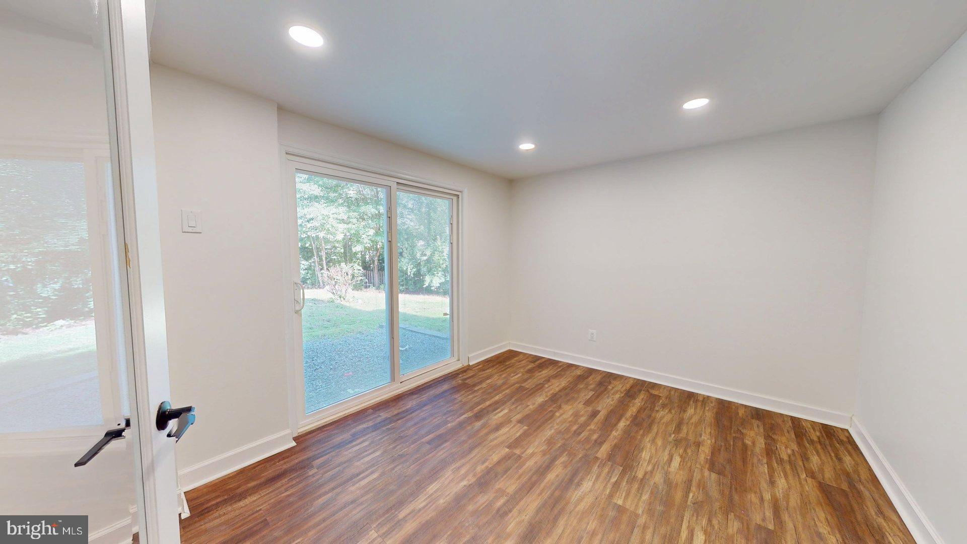 6602 Greenview Lane Springfield, VA 22152 - Photo 16 of 28