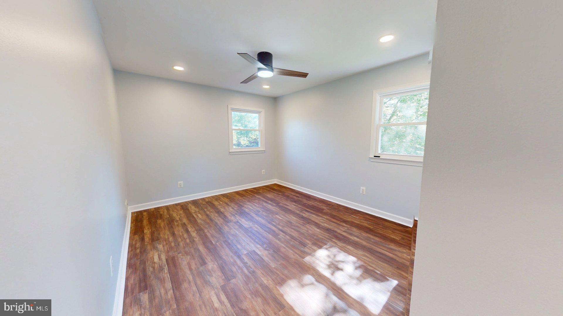 6602 Greenview Lane Springfield, VA 22152 - Photo 21 of 28