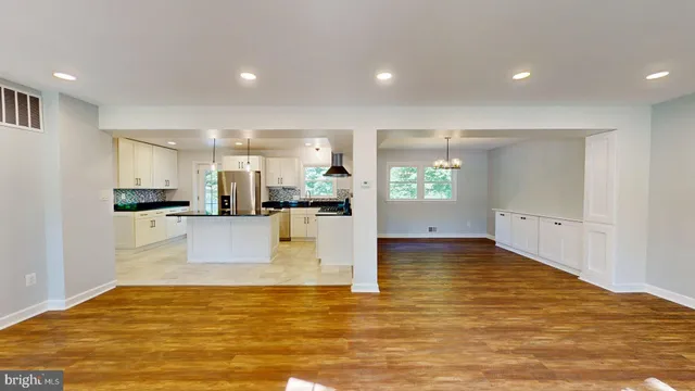 $4,100 | 6602 Greenview Lane, Springfield, VA 22152