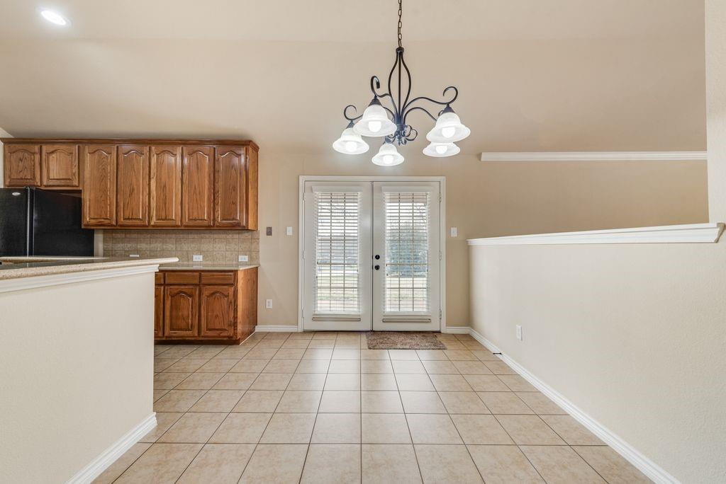 932 Cook Street Mansfield, TX 76065 - Photo 11 of 31