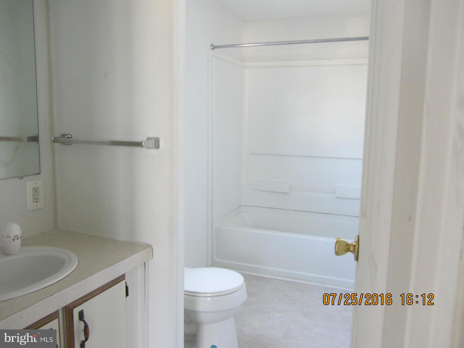 45879 South Springsteen Court California, MD 20619 - Photo 12 of 14 Bath (Master)