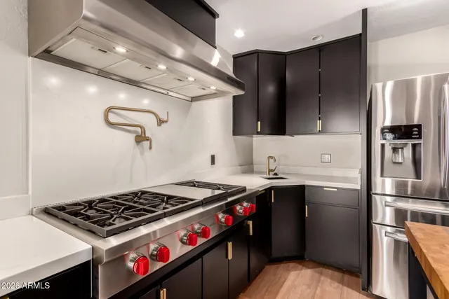 $3,300 | 1519 West Flower Circle North, Phoenix, AZ 85015