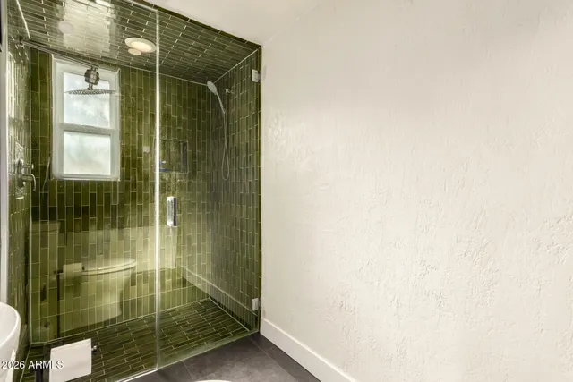 $3,300 | 1519 West Flower Circle North, Phoenix, AZ 85015