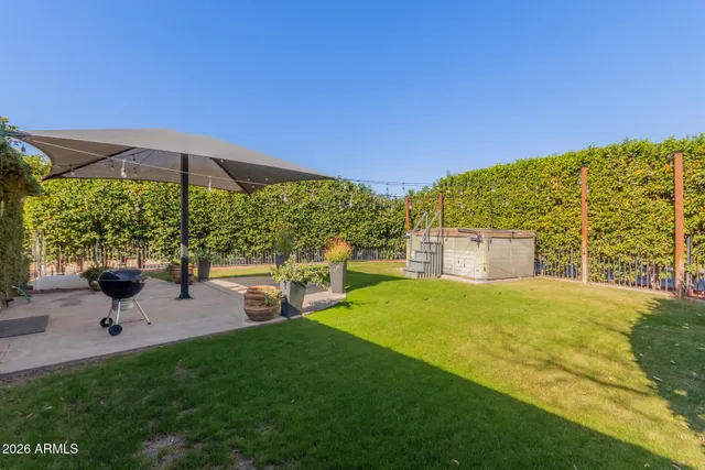 $3,300 | 1519 West Flower Circle North, Phoenix, AZ 85015