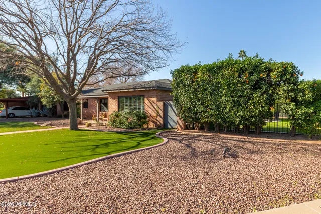 $3,300 | 1519 West Flower Circle North, Phoenix, AZ 85015