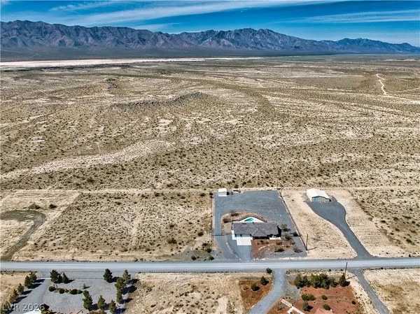 $850,000 | 9260 Church Street, Pahrump, NV 89048