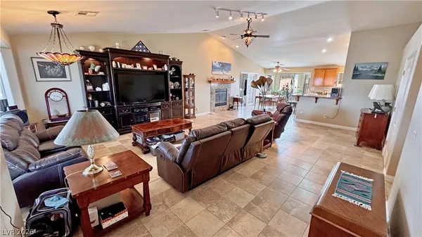 $850,000 | 9260 Church Street, Pahrump, NV 89048