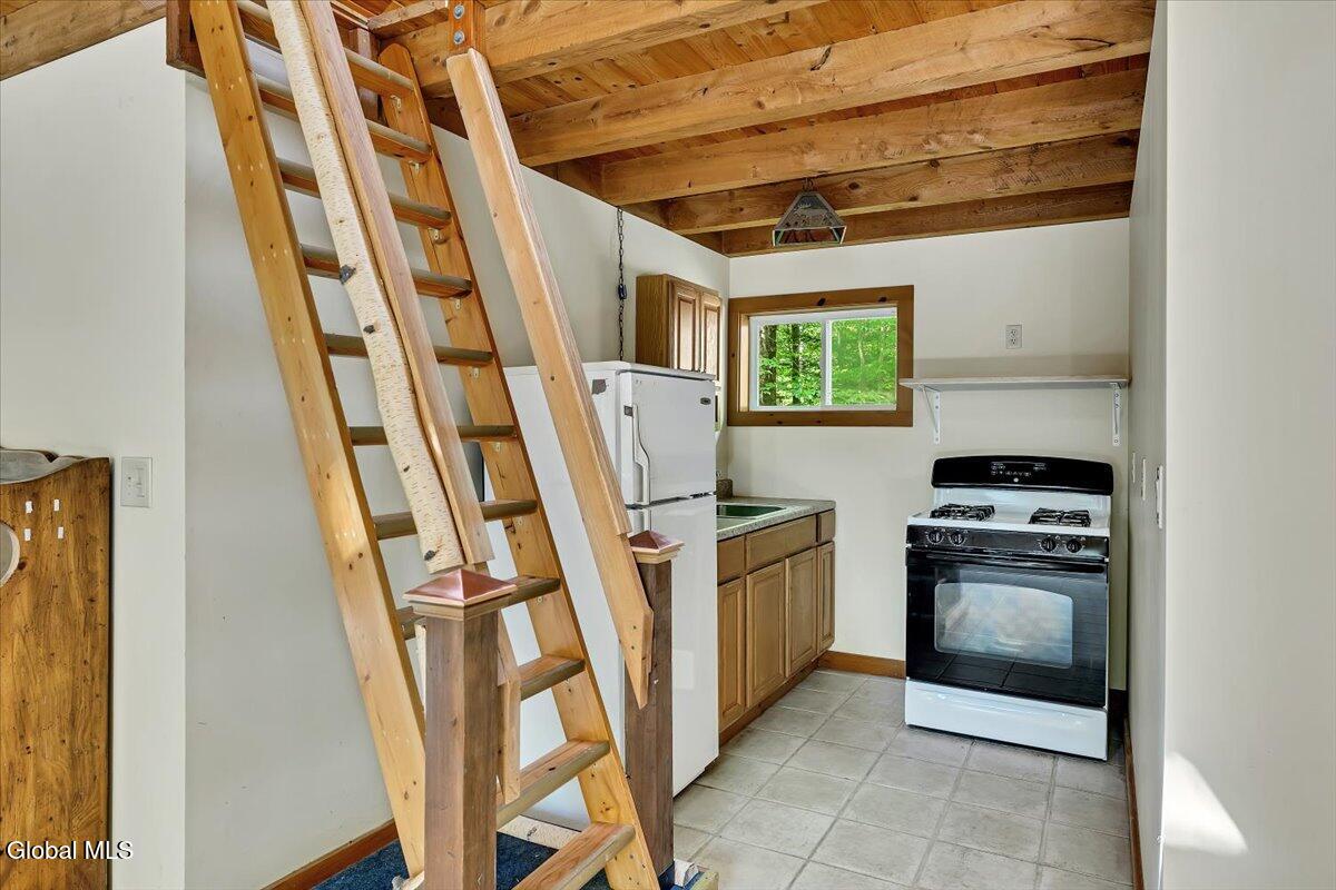 1120 Pike Brook Road Clemons, NY 12819 - Photo 13 of 43 05-P1538819