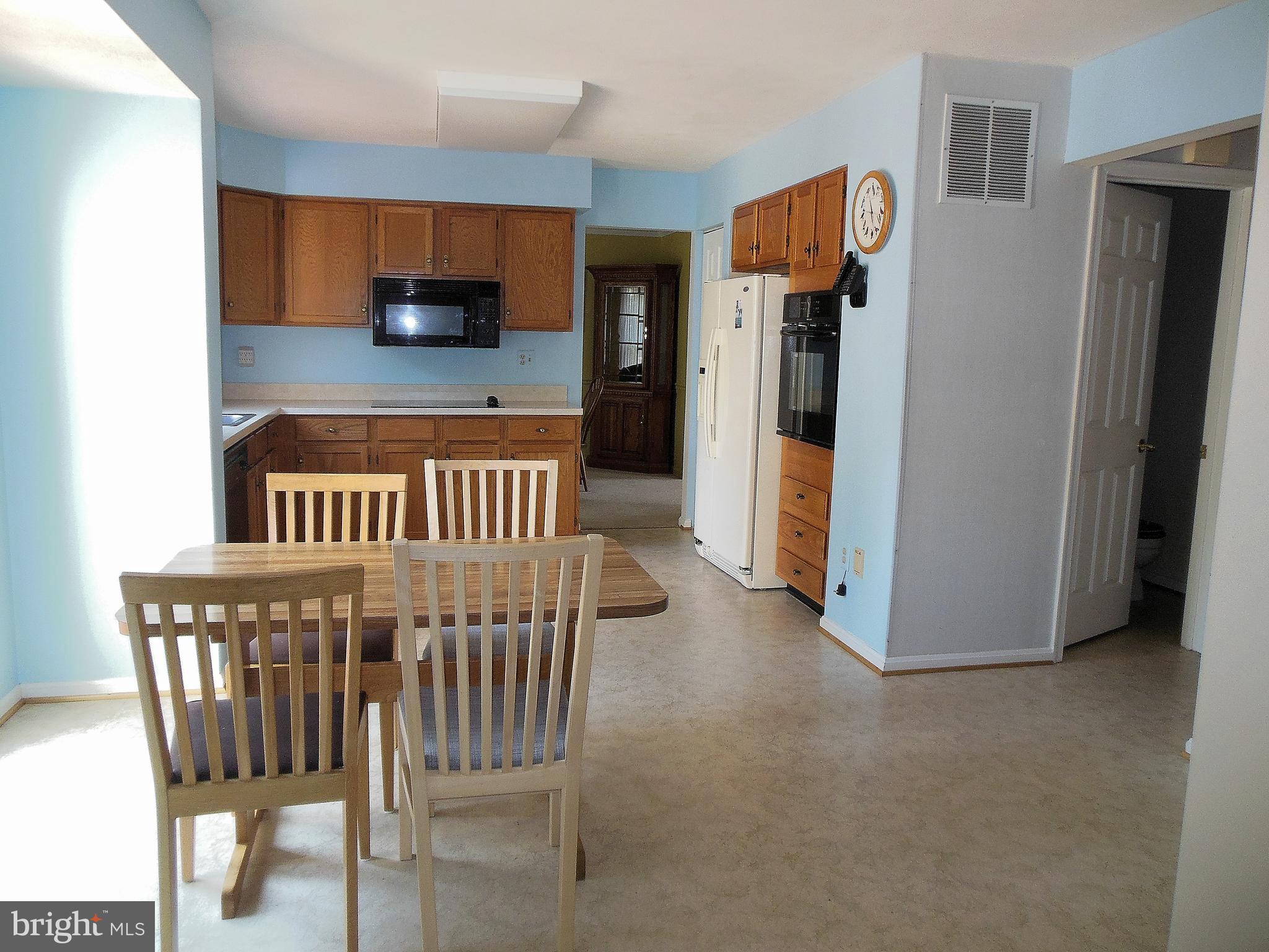 4324 Cottington Road Baltimore, MD 21236 - Photo 5 of 21 Gallery Image 5