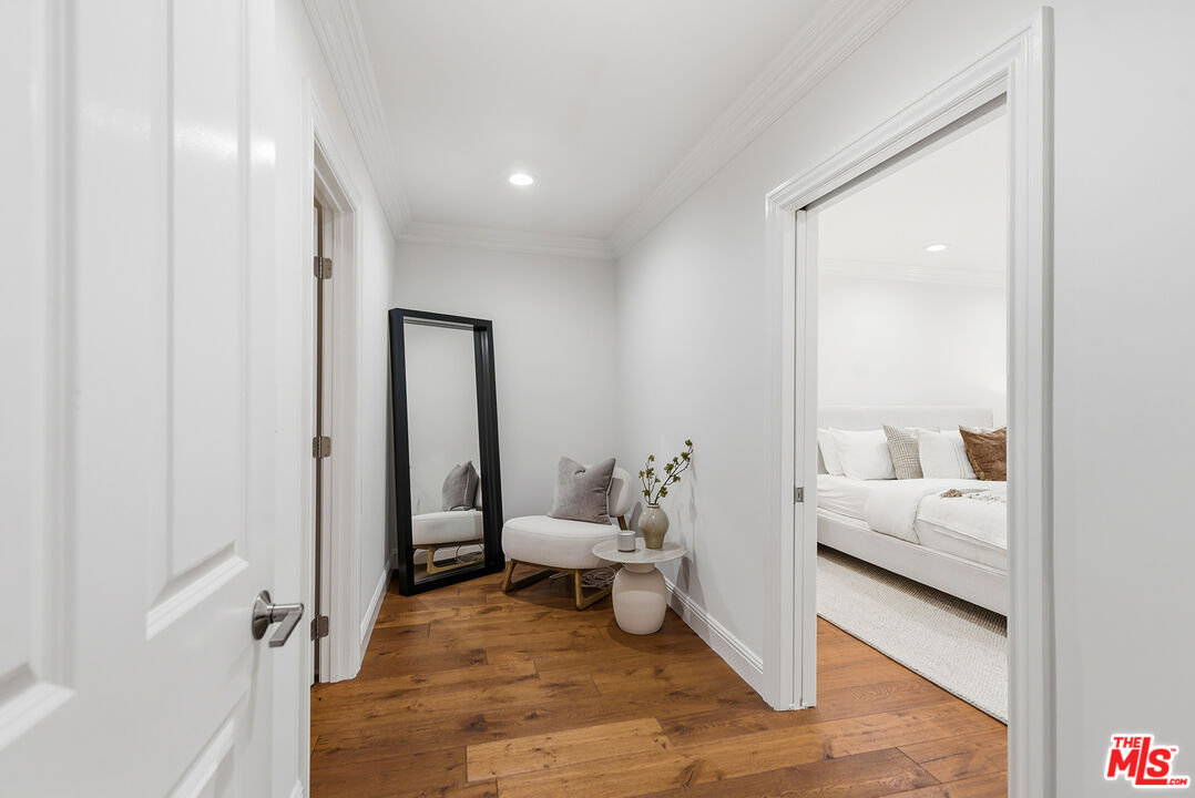 13233 Fiji Way, Unit H Marina del Rey, CA 90292 - Photo 23 of 48