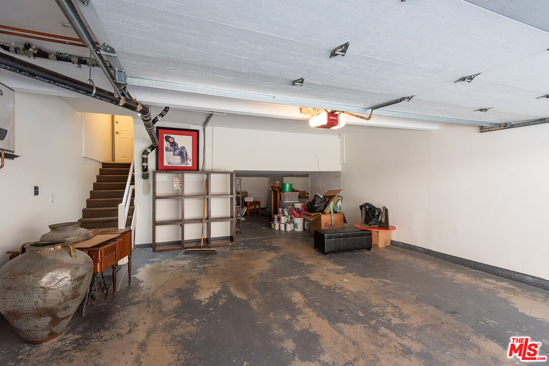 13233 Fiji Way, Unit H Marina del Rey, CA 90292 - Photo 38 of 48