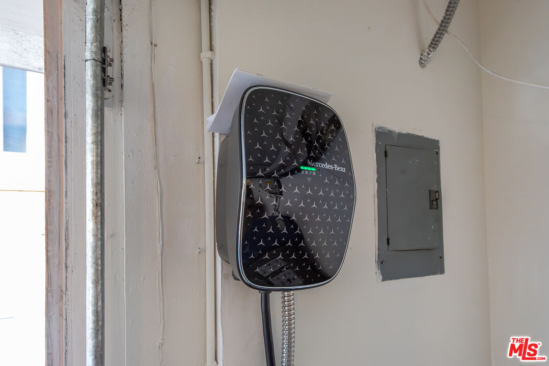 13233 Fiji Way, Unit H Marina del Rey, CA 90292 - Photo 39 of 48