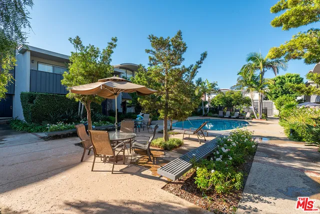 a view of outdoor space yard and patio