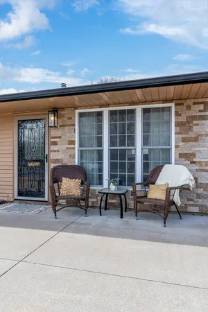 $163,000 | 444 6th Street East, Milan, IL 61264