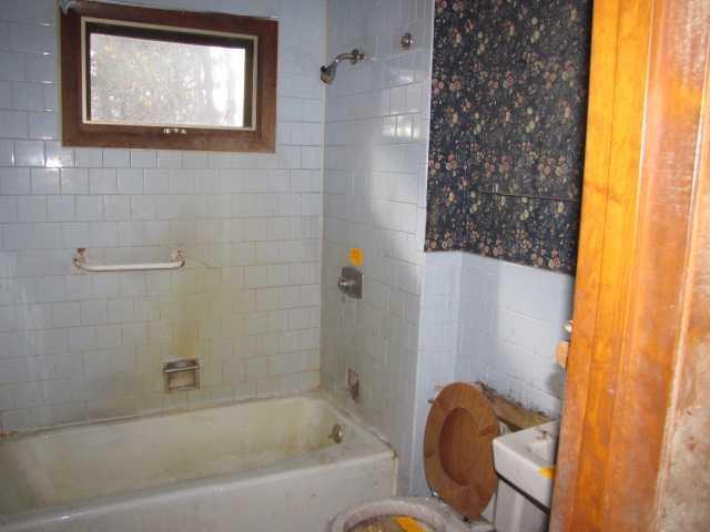 570 Ridge Road Windsor, ME 04363 - Photo 9 of 10 Bathroom.
