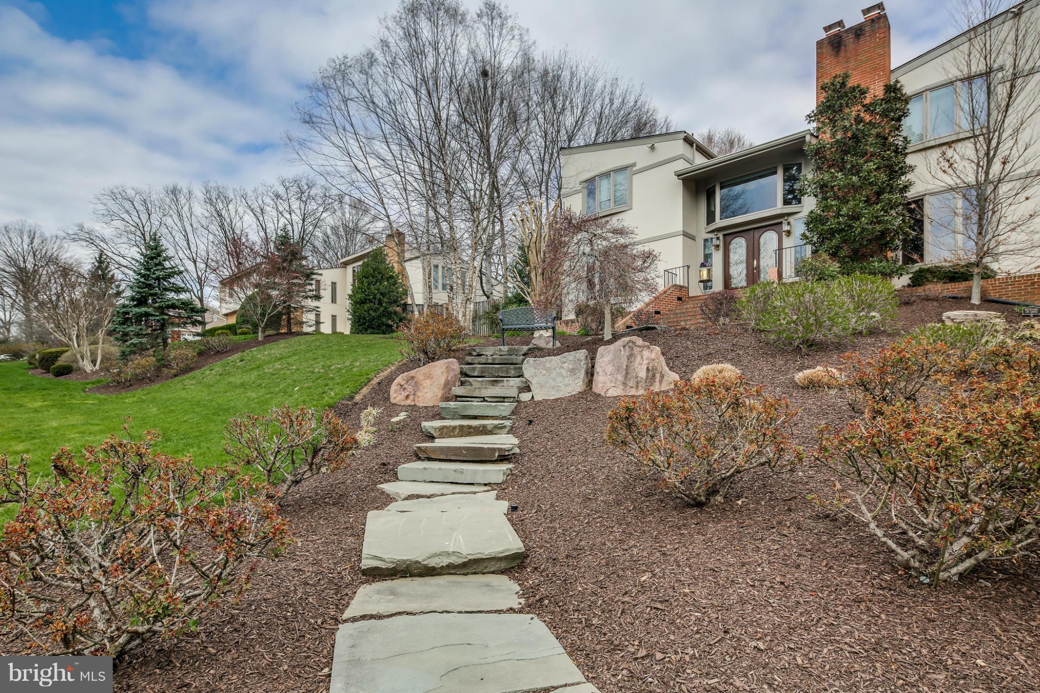 9801 Clydesdale Street Potomac, MD 20854 - Photo 2 of 30 Exterior (Front)