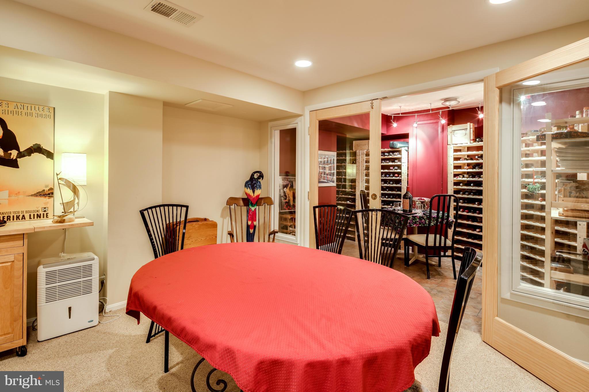 9801 Clydesdale Street Potomac, MD 20854 - Photo 25 of 30 Interior (General)