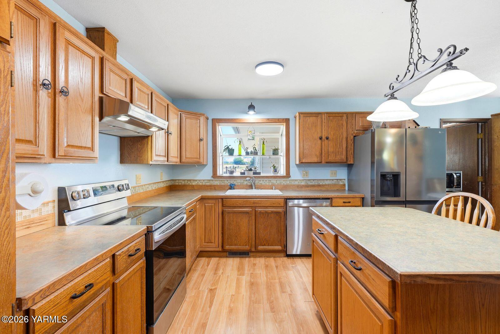2841 Mapleway Road Yakima, WA 98908 - Photo 11 of 37 2841 Mapleway Rd 015