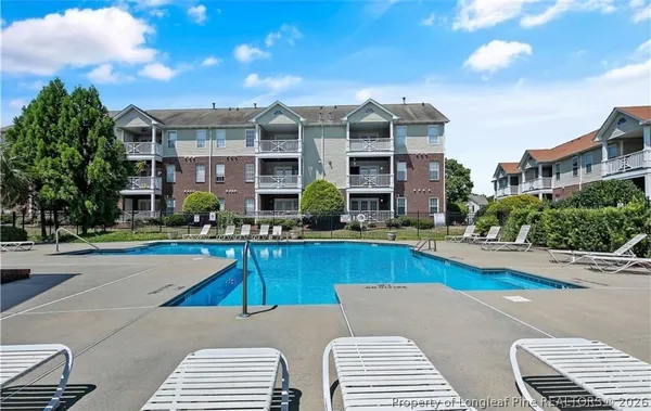 $1,300 | 382 Bubble Creek Court, Unit 6, Fayetteville, NC 28311