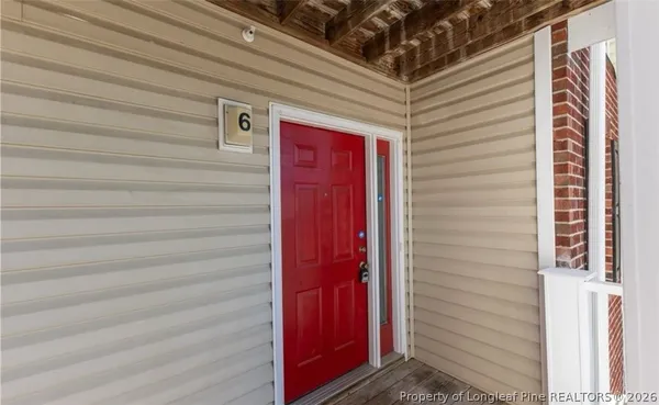 $1,300 | 382 Bubble Creek Court, Unit 6, Fayetteville, NC 28311