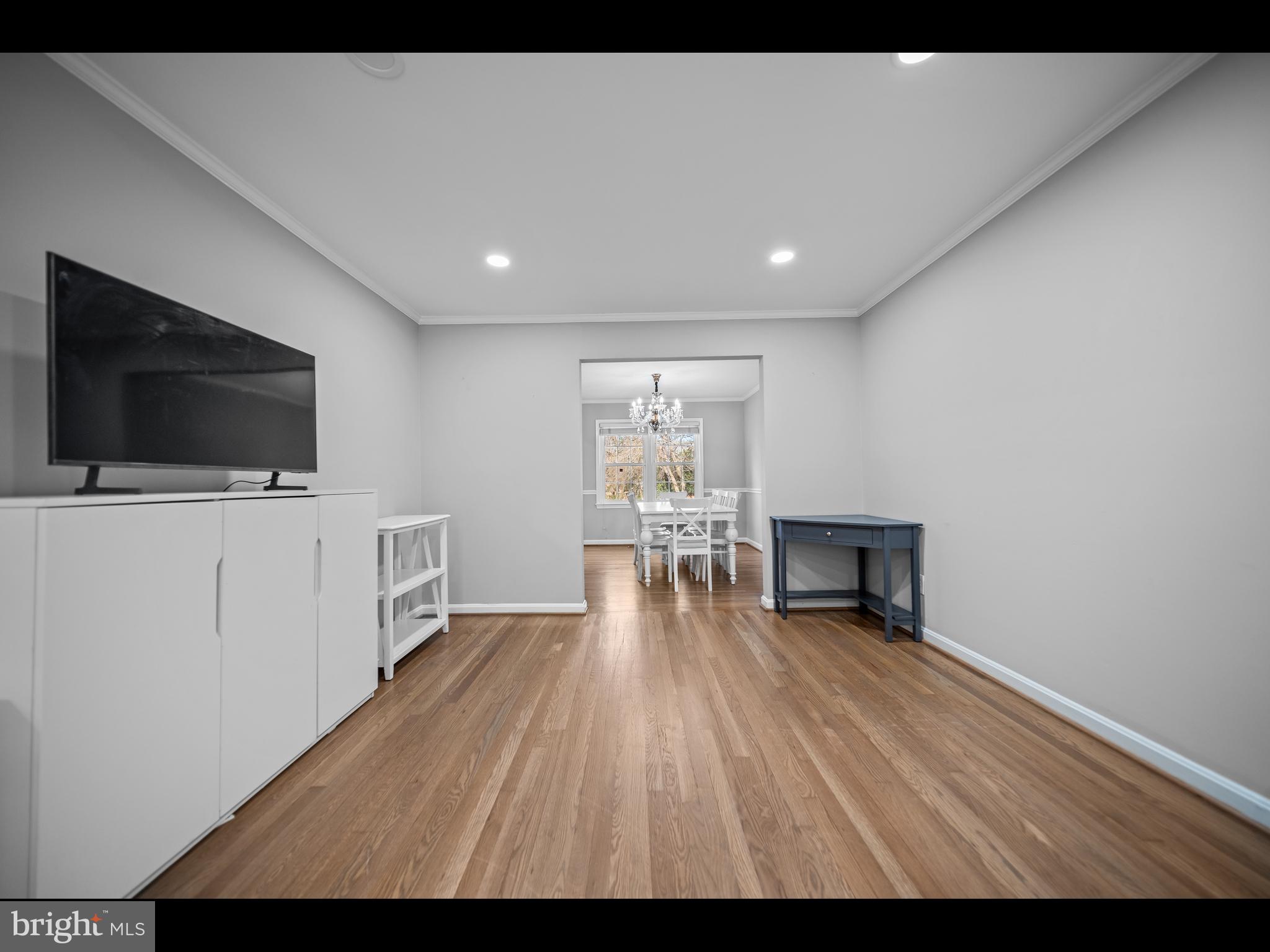 1609 Dunterry Place McLean, VA 22101 - Photo 3 of 36 a view of a livingroom with furniture and wooden floor