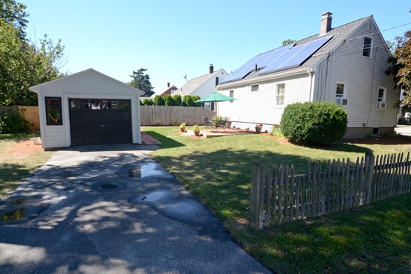 21 Frances Road Woburn, MA 01801 - Photo 2 of 13 Gallery Image 2