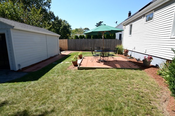 21 Frances Road Woburn, MA 01801 - Photo 4 of 13 Gallery Image 4