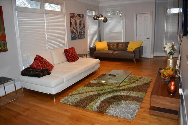 $3,500 | 2846 Piedmont Road Northeast, Unit 1, Atlanta, GA 30305