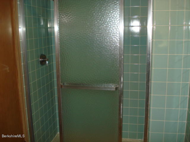 47 Valentine Road Pittsfield, MA 01201 - Photo 16 of 21 Large Walk in Shower