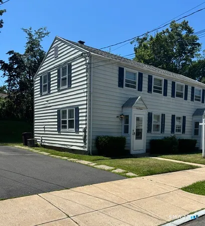 $1,700 | 144 Pennsylvania Avenue, New Britain, CT 06052