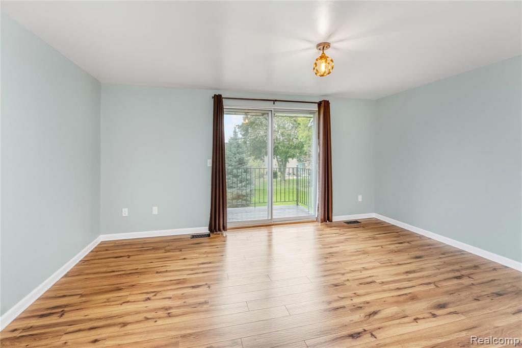4366 15 Mile Road, Unit 54 Sterling Heights, MI 48310 - Photo 18 of 27