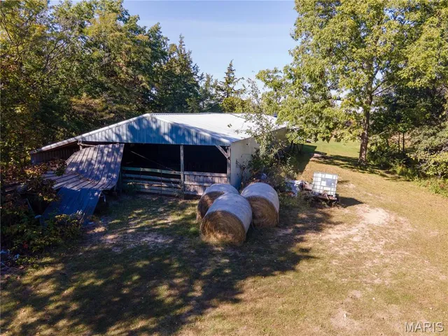 $960,000 | 27232 Z Highway, Canton, MO 63435