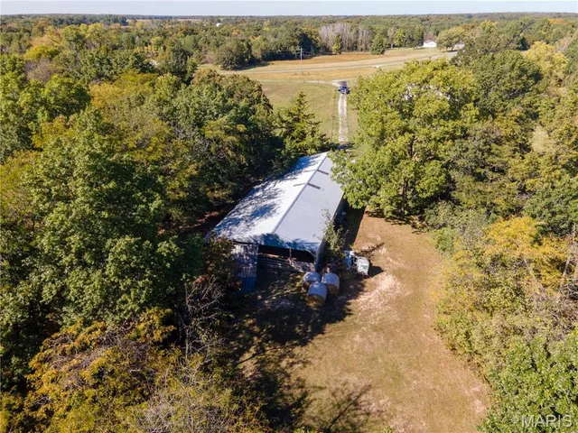 $960,000 | 27232 Z Highway, Canton, MO 63435