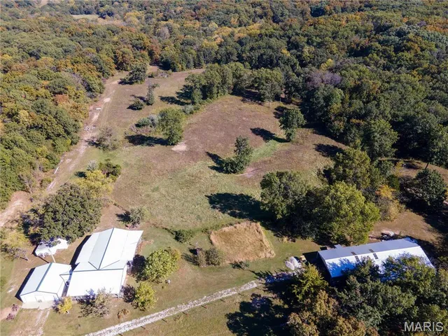 $960,000 | 27232 Z Highway, Canton, MO 63435