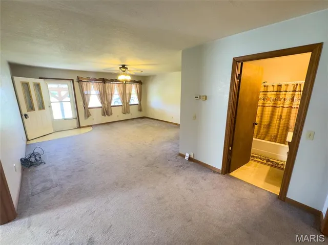 $960,000 | 27232 Z Highway, Canton, MO 63435