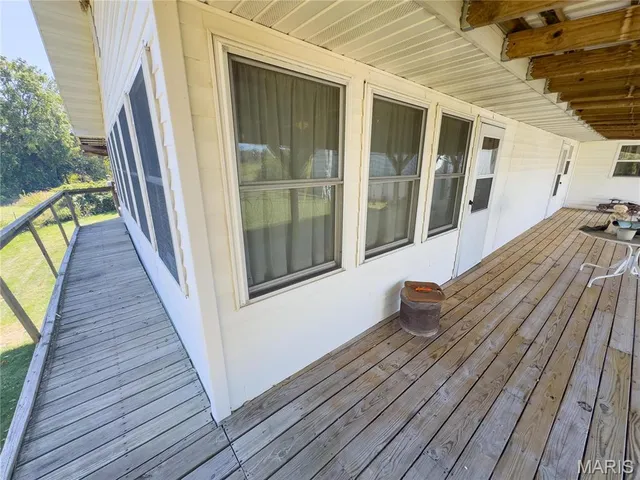 $960,000 | 27232 Z Highway, Canton, MO 63435