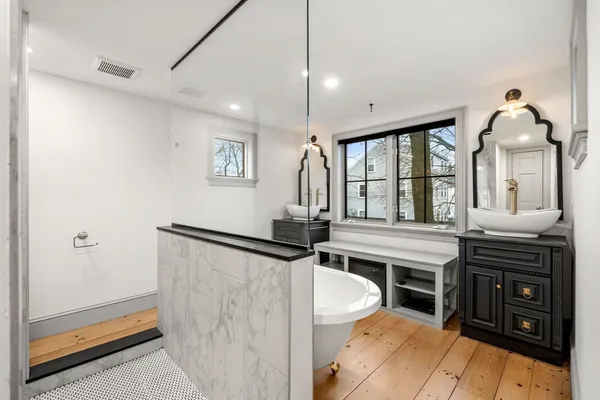 $795,000 | 32 Buffum Street, Unit 2, Salem, MA 01970