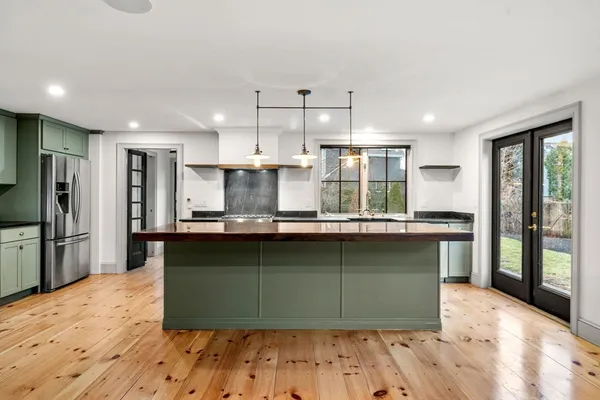 $795,000 | 32 Buffum Street, Unit 2, Salem, MA 01970