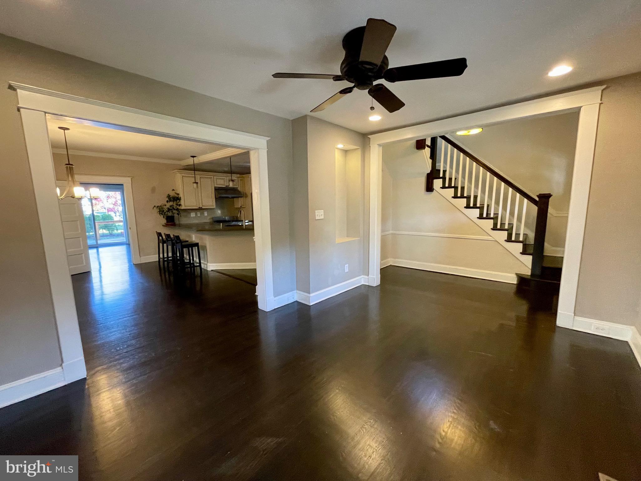 606 Cedarcroft Road Baltimore, MD 21212 - Photo 4 of 47