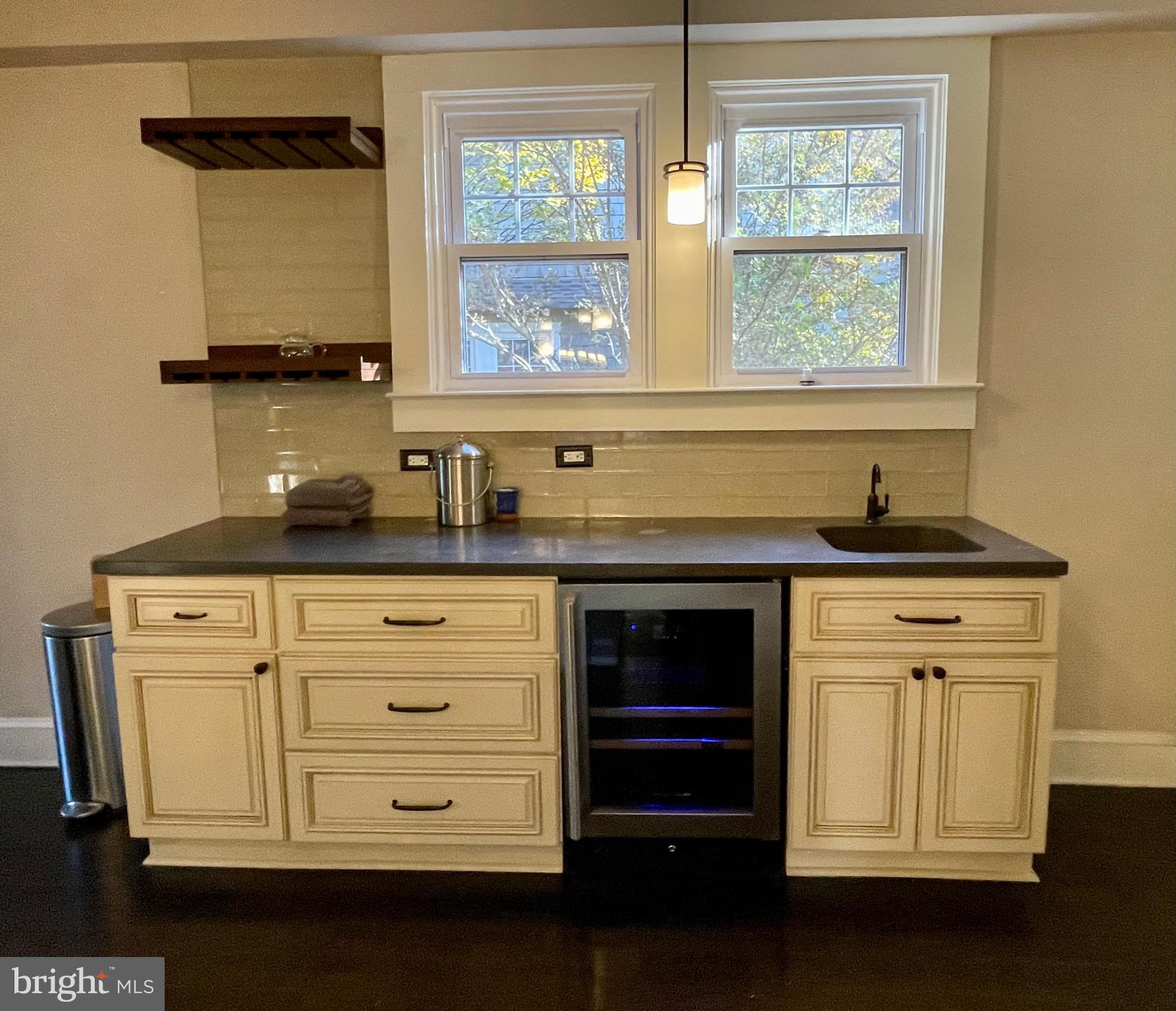 606 Cedarcroft Road Baltimore, MD 21212 - Photo 10 of 47