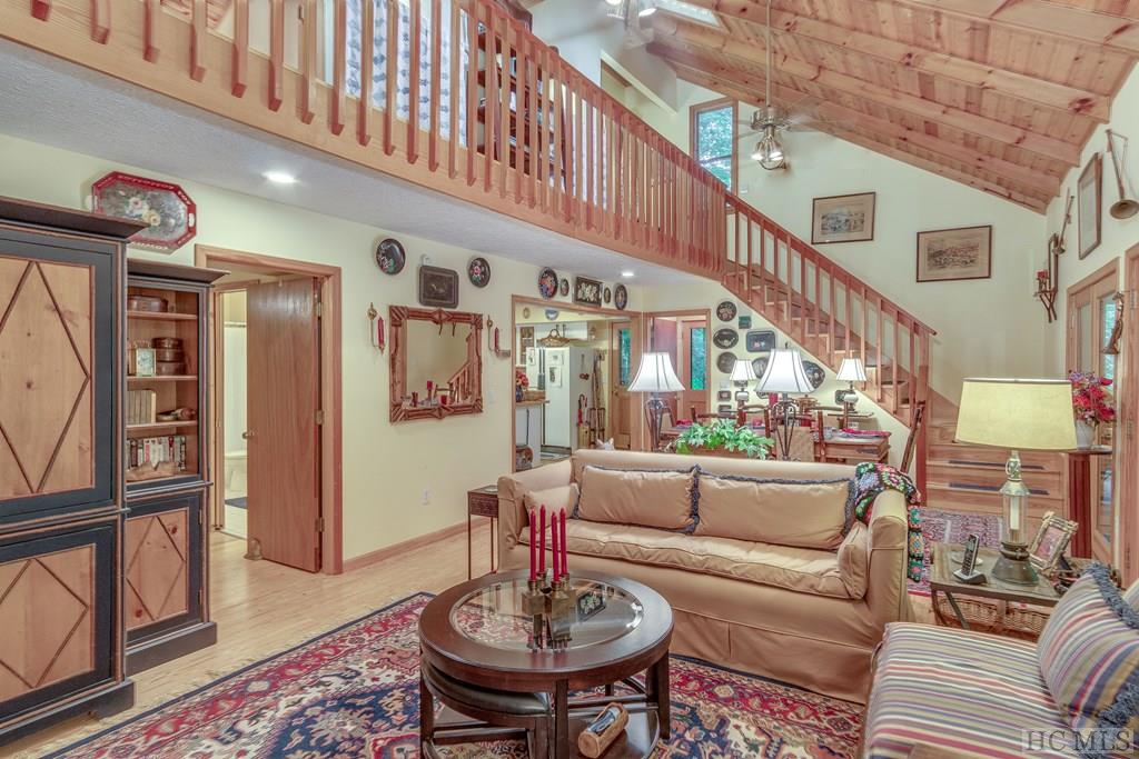 229 Dills Road Highlands, NC 28741 - Photo 11 of 32 Gallery Image 11