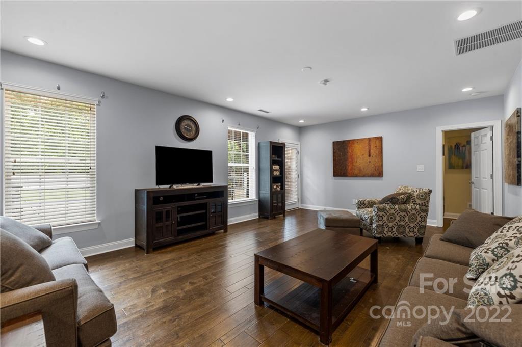 1214 Rockwell View Road Matthews, NC 28105 - Photo 29 of 37 Gallery Image 29
