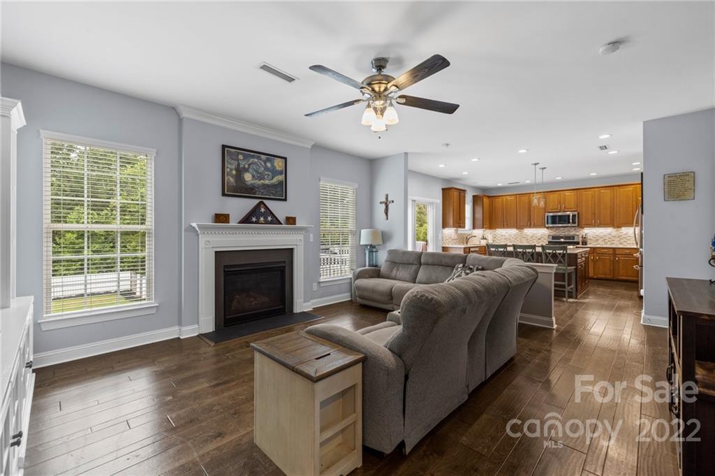 1214 Rockwell View Road Matthews, NC 28105 - Photo 8 of 37 Gallery Image 8